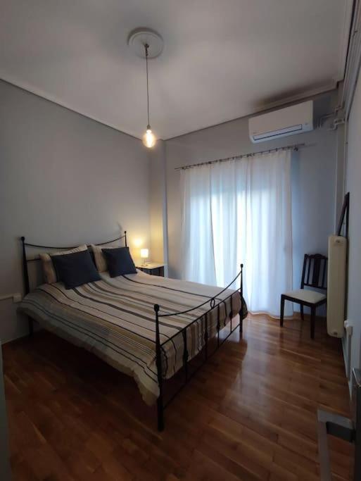 Volos Center, St Nicholas Square, Xenios Kültér fotó